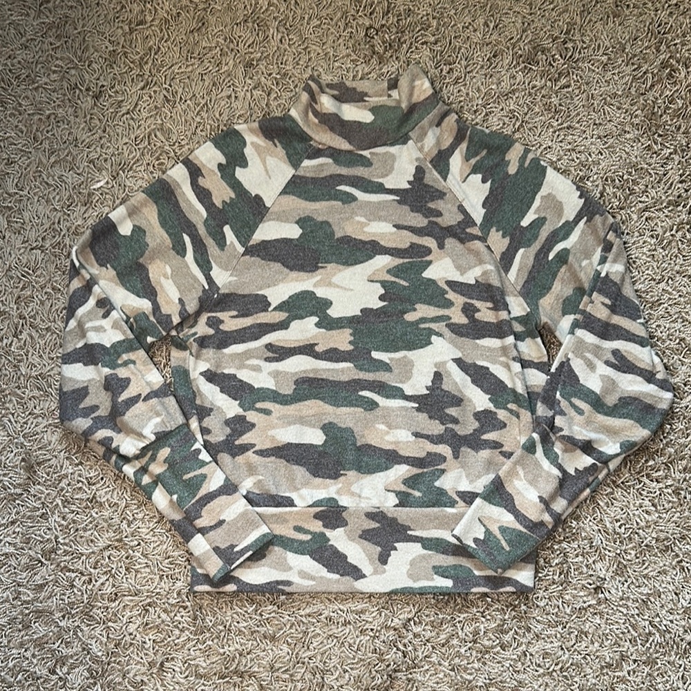 Maeve‎ Green and Brown Turtleneck Long Sleeve Soft Camo Sweater Size Medium